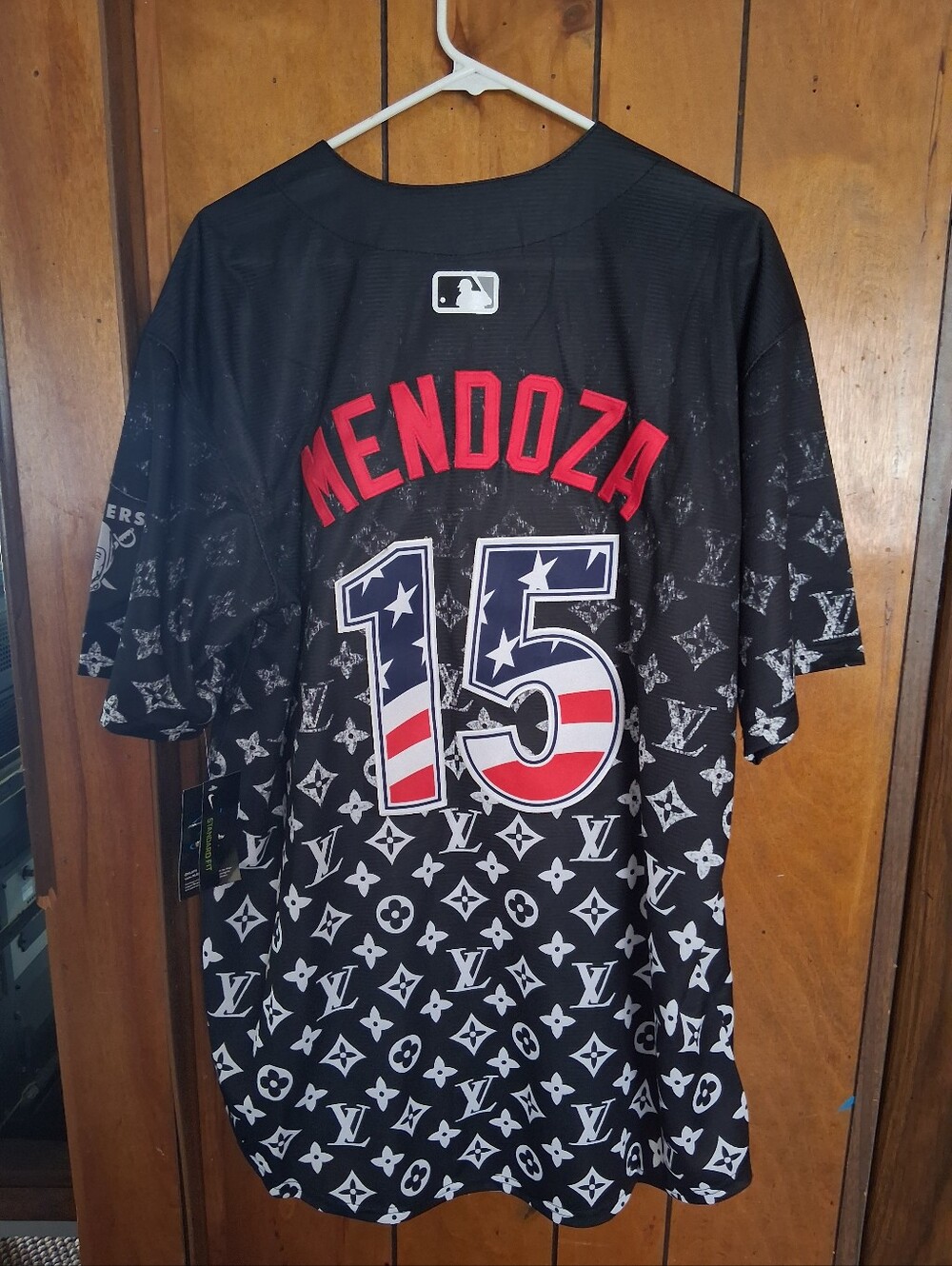 Mystery Sports Card With Fernando Mendoza Los Vegas Raiders Xl Jersey - Picture 1 of 8